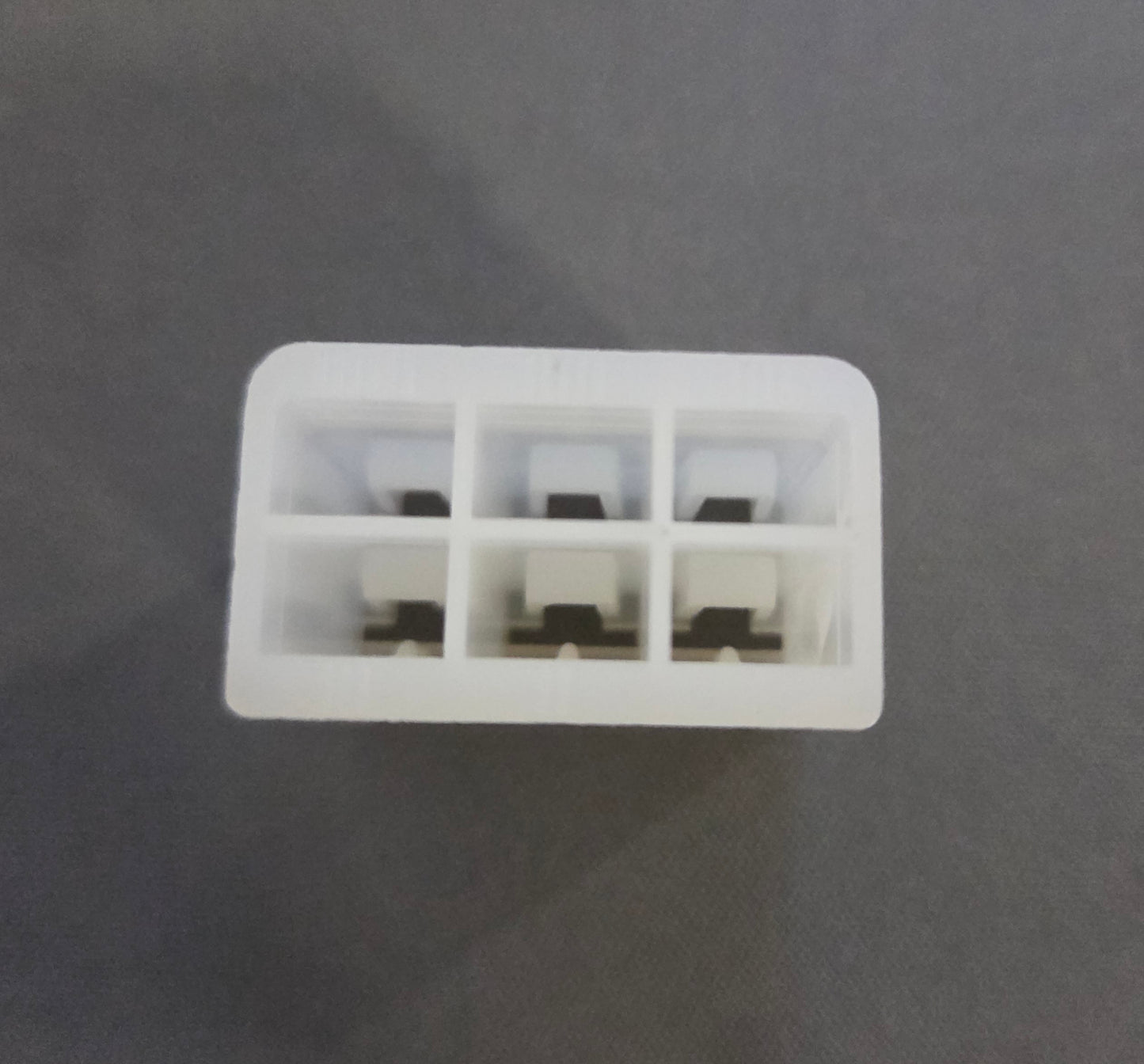 WEBASTO B-PLUG CONNECTOR 6-WAY MALE WPX-328-529